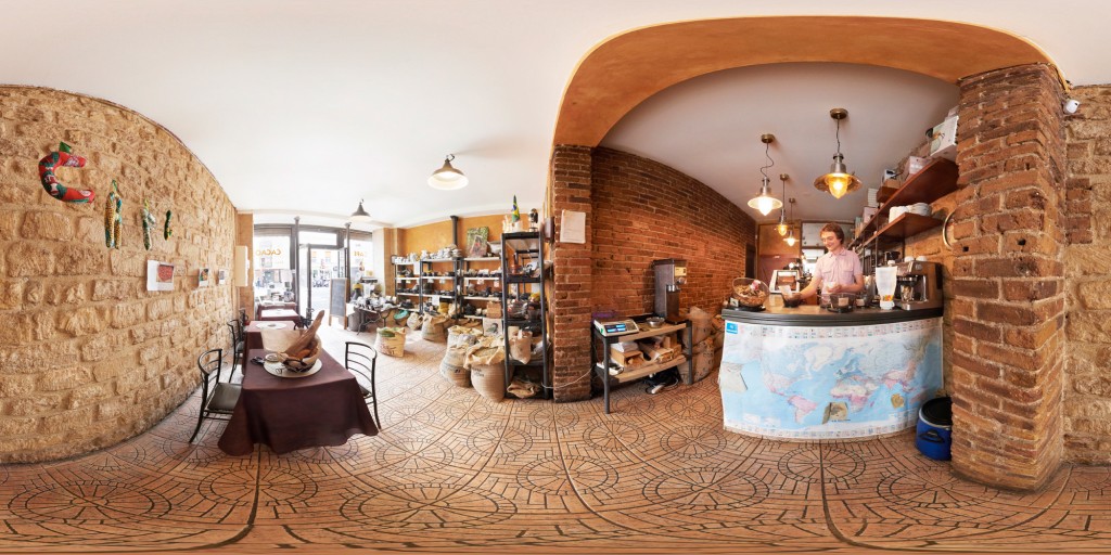 Panoramique 360 d'une boutique de café