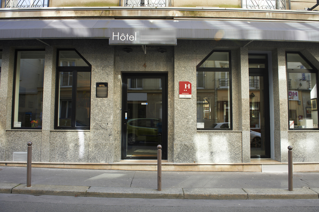 02-facade